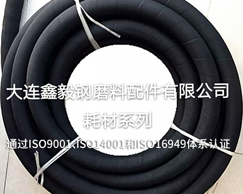 Abrasive gun barrel wear-resistant rubber hose